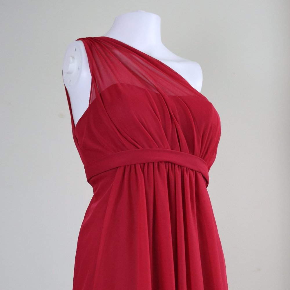 Size 6 David's Bridal Bridesmaid Dress